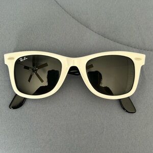 Ray ban wayfarers